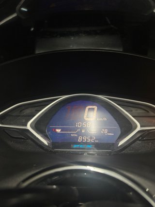 Honda PCX 125 Negra/Gris 2019