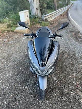 Honda PCX 125 Negra/Gris 2019