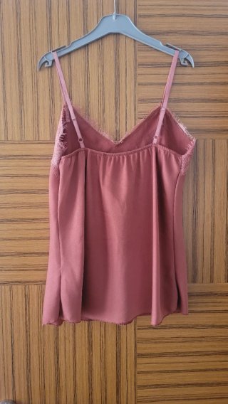 Top lencero encaje tirantes regulables coral teja