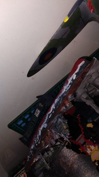 Maquetas Revell navales, aviones, star wars y lego