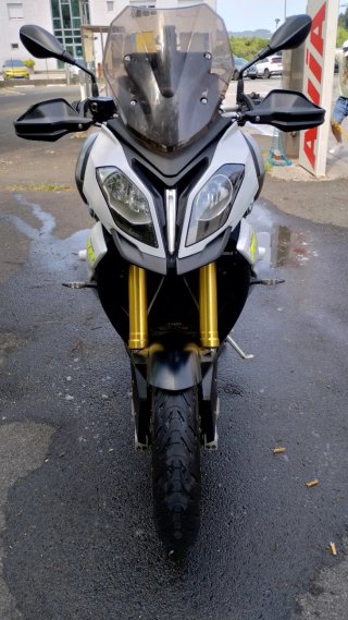 BMW S1000XR