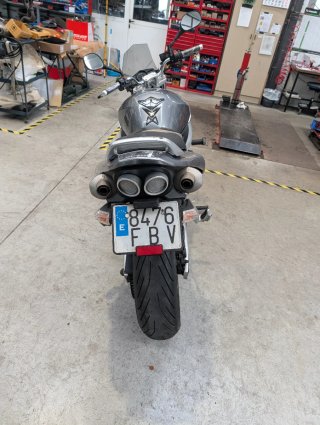 Suzuki GSR 600