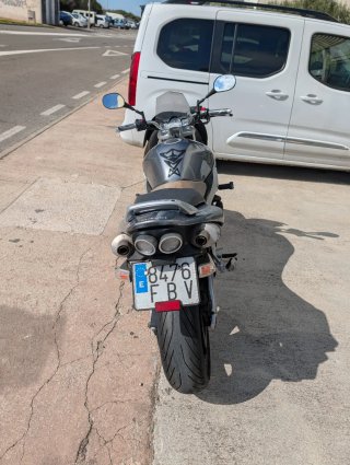Suzuki GSR 600