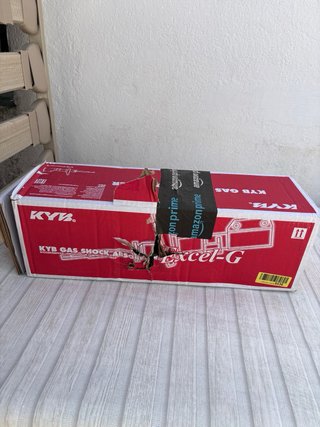 Amortiguador KYB 335808 Delantero