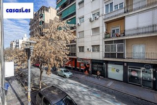 Piso en venta en Camino de Ronda - Rosaleda en Granada