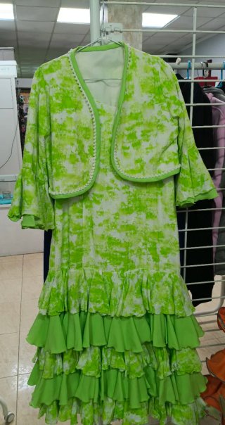 Abito e giacca spagnola verde