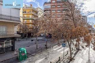 Piso en venta en Camino de Ronda - Rosaleda en Granada