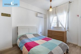 Piso en venta en Camino de Ronda - Rosaleda en Granada
