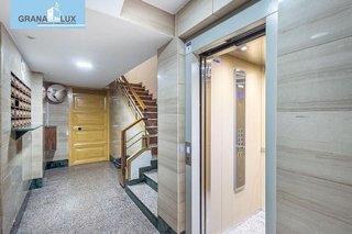 Piso en venta en Camino de Ronda - Rosaleda en Granada