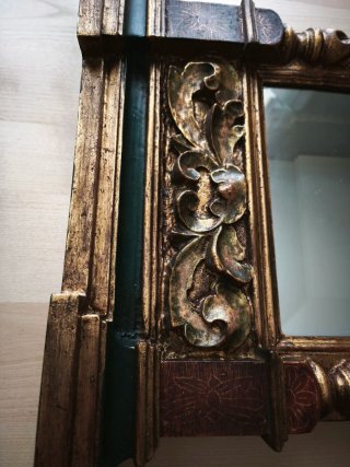 Espejo antiguo decorativo dorado,rojo y verde