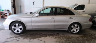 Mercedes E220 CDI manual