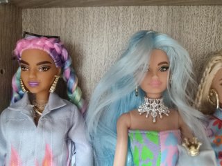 Barbie Extra Articuladas,20€ cada una.