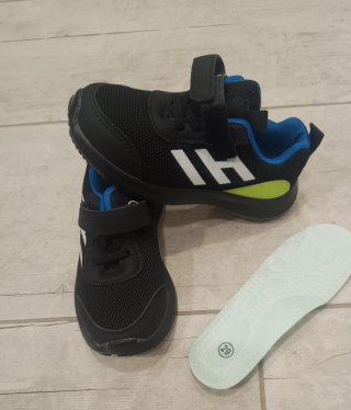 Zapatillas deportivas niño/a.Talla29