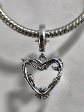 Colgante Corazón con Ojo y Luna