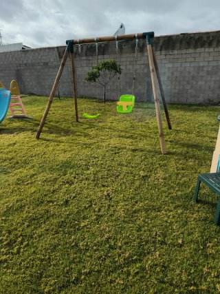 Columpio de madera KIBO nuevo sin estrenar