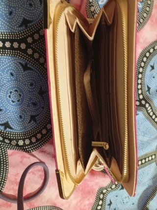 Bolso de mano rosa fucsia elegante