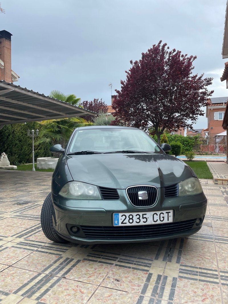 SEAT Cordoba 2003 - foto 1