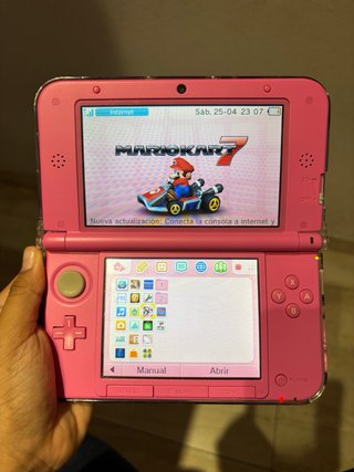 Nintendo 3DS XL Rosa + tomodachi life