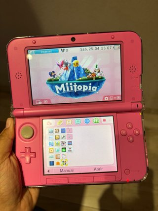 Nintendo 3DS XL Rosa + tomodachi life