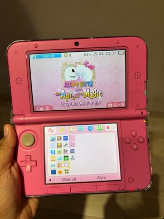 Nintendo 3DS XL Rosa + tomodachi life