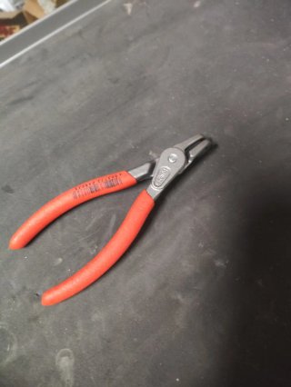 Alicates Knipex para circlips