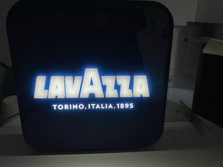 Insegna bifacciale Luminosa Lavazza