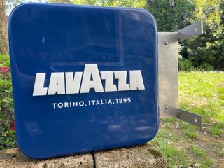 Insegna bifacciale Luminosa Lavazza