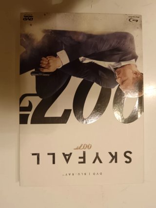Skyfall 007 Blu-ray y DVD