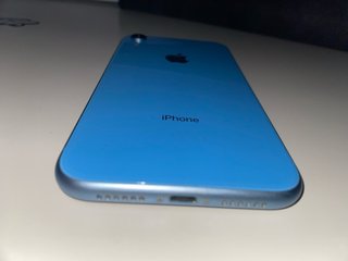 iPhone XR Azul