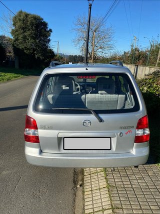 Mazda Demio 2003