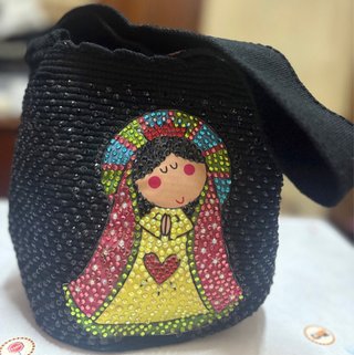 Mochila Negra con Diseño Virgen de Guadalupe