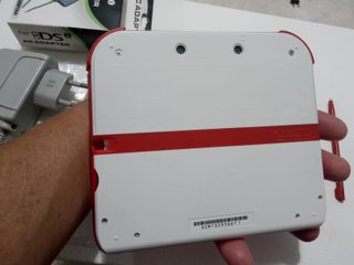 Nintendo 2DS Roja y Blanca