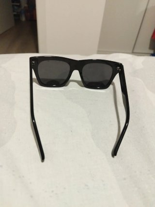 Gafas de sol Millner negras estilo Versace