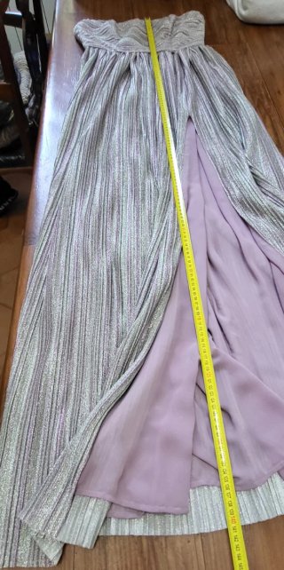 Abito luminoso come nuovo