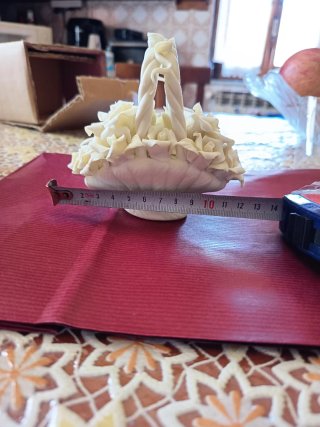 Bomboniere cesto rose in ceramica