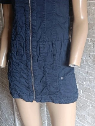 Vestido azul con cremallera y bolsillos