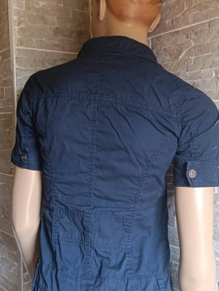 Vestido azul con cremallera y bolsillos
