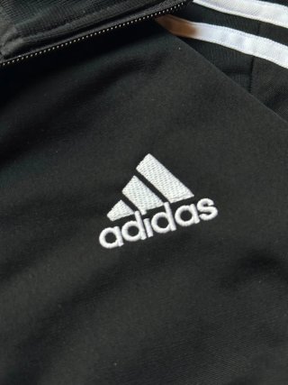 Chaqueta Adidas con cremallera