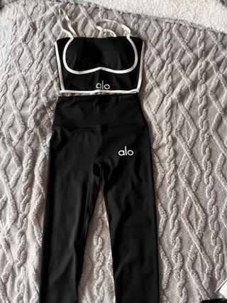 Conjunto deportivo Alo negro