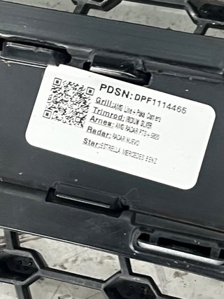 Parrilla Mercedes Benz GLB