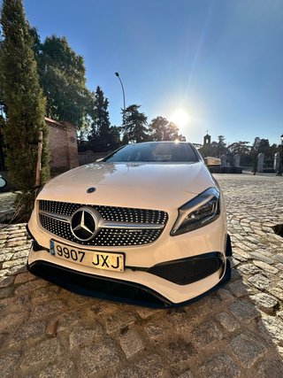 Mercedes-Benz Clase A 200D AMG