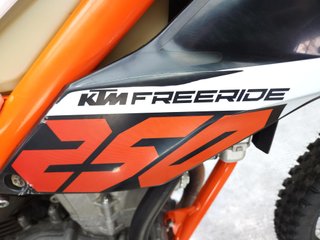 KTM FREERIDE 250 F 2019 3800 kms.