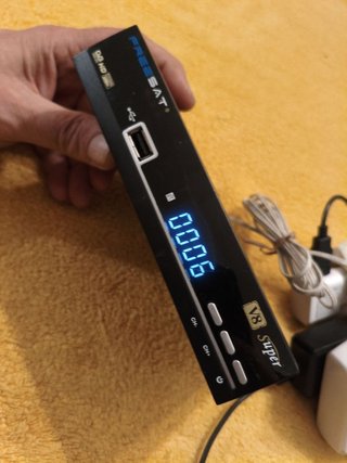 Receptor Satélite FREESAT V8 Super – HD 1080P