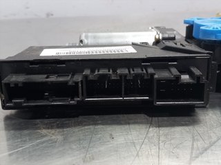 ELEVALUNAS TRASERO DERECHO VOLKSWAGEN TOUAREG (7L