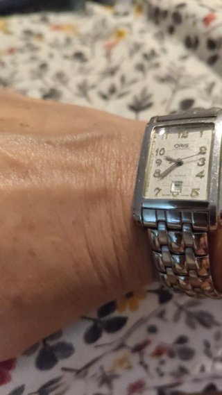 Reloj Oris Rectangular Mujer Plata y Blanco