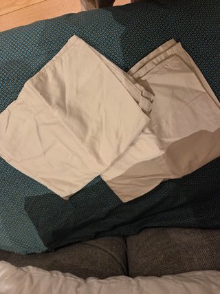 Juego de sábanas y fundas beige y azul