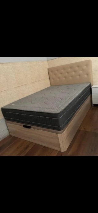 Canapés abatibales  de tela y madera color beige