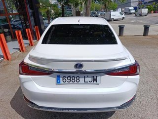 Lexus ES 300h Business 160 kW (218 CV)