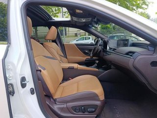 Lexus ES 300h Business 160 kW (218 CV)