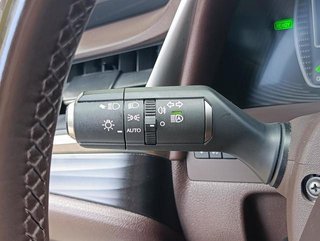 Lexus ES 300h Business 160 kW (218 CV)